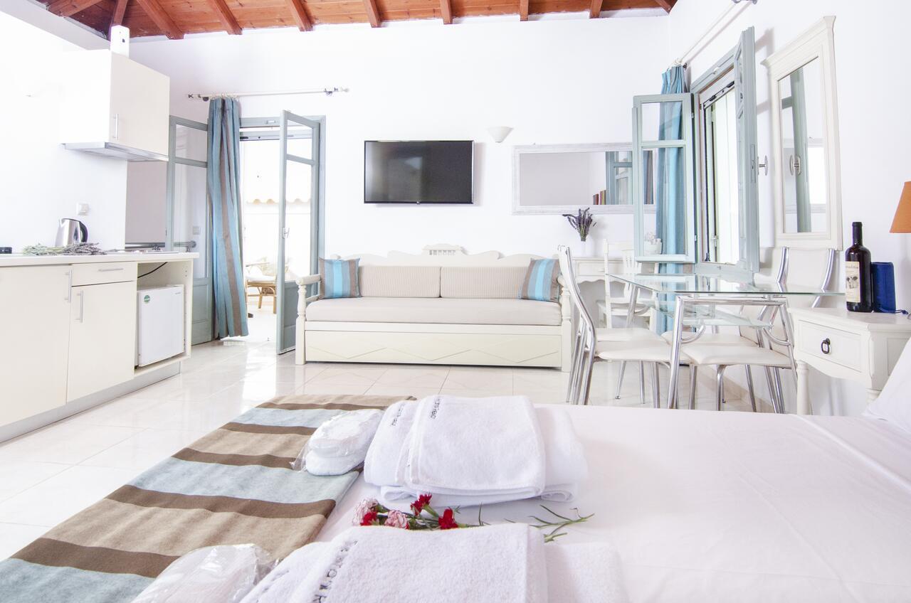 The Windmill Resort Mitáta المظهر الخارجي الصورة